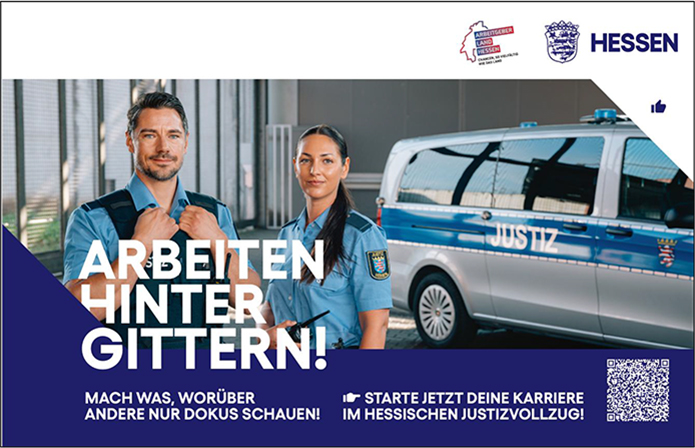 Geschäftsmann und Geschäftsfrau vor Justizfahrzeug